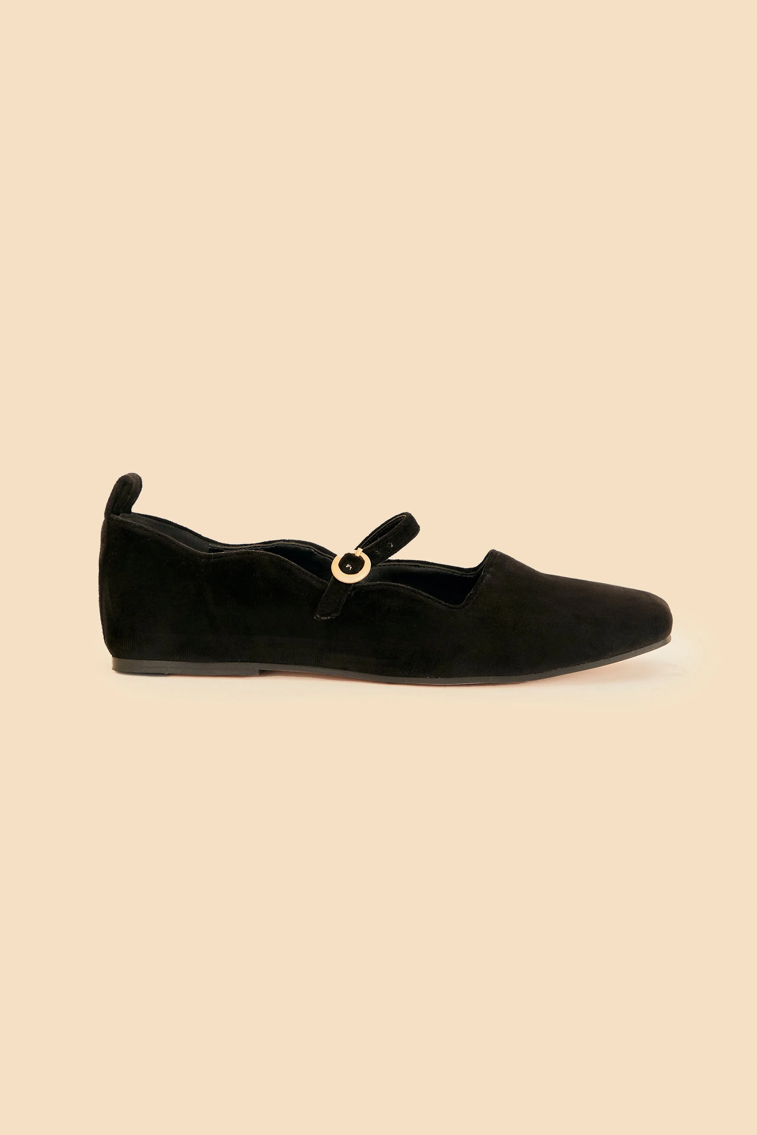 Black Pointed Toe Pump