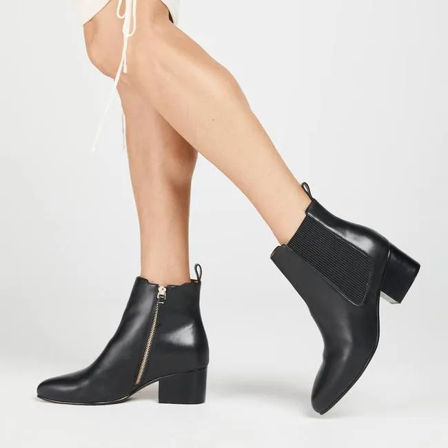 FRANKiE4 SHUANA BLACK