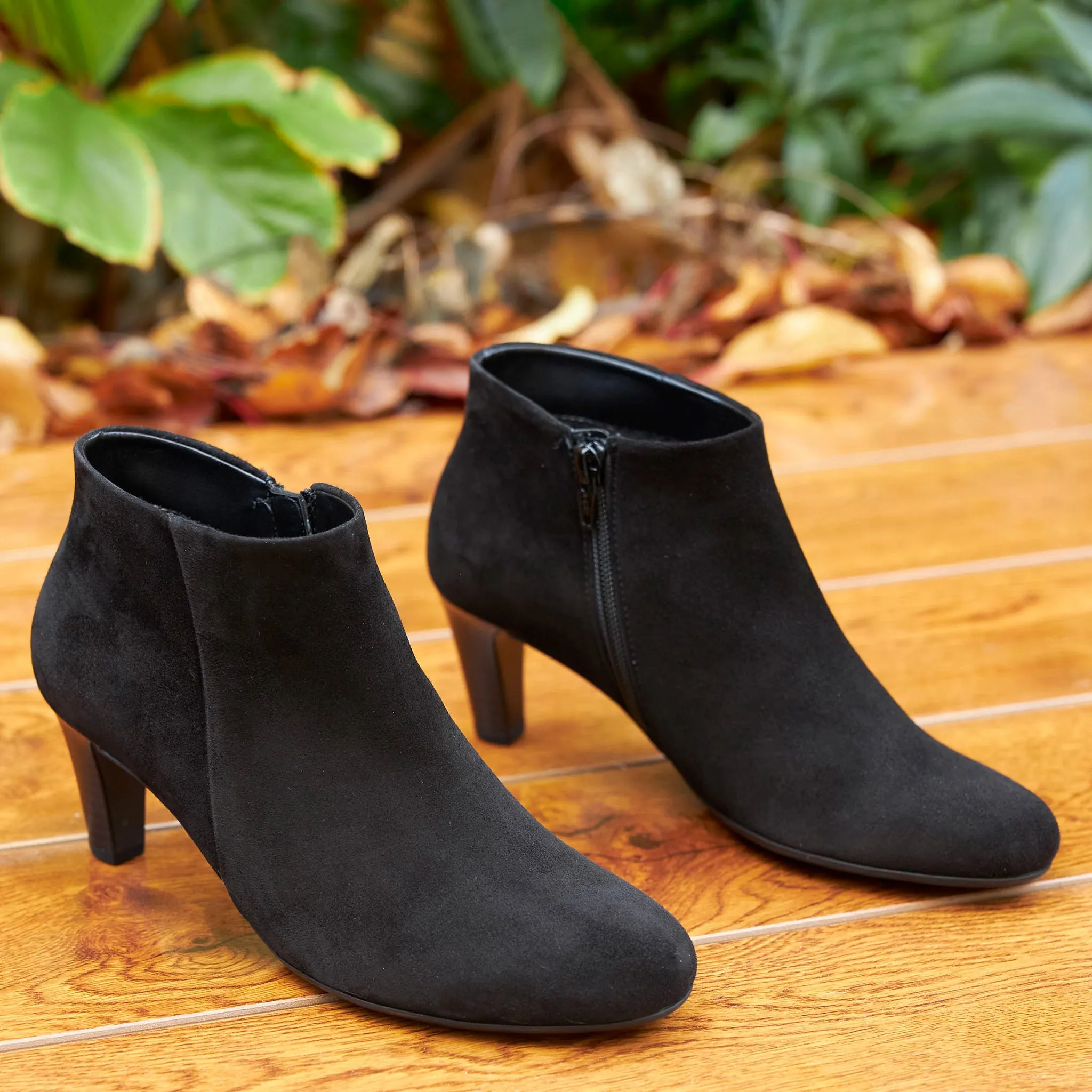 Gabor Suede Shoots