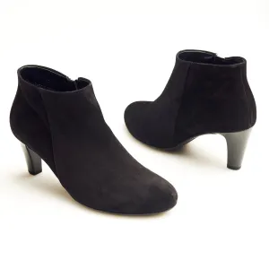 Gabor Suede Shoots
