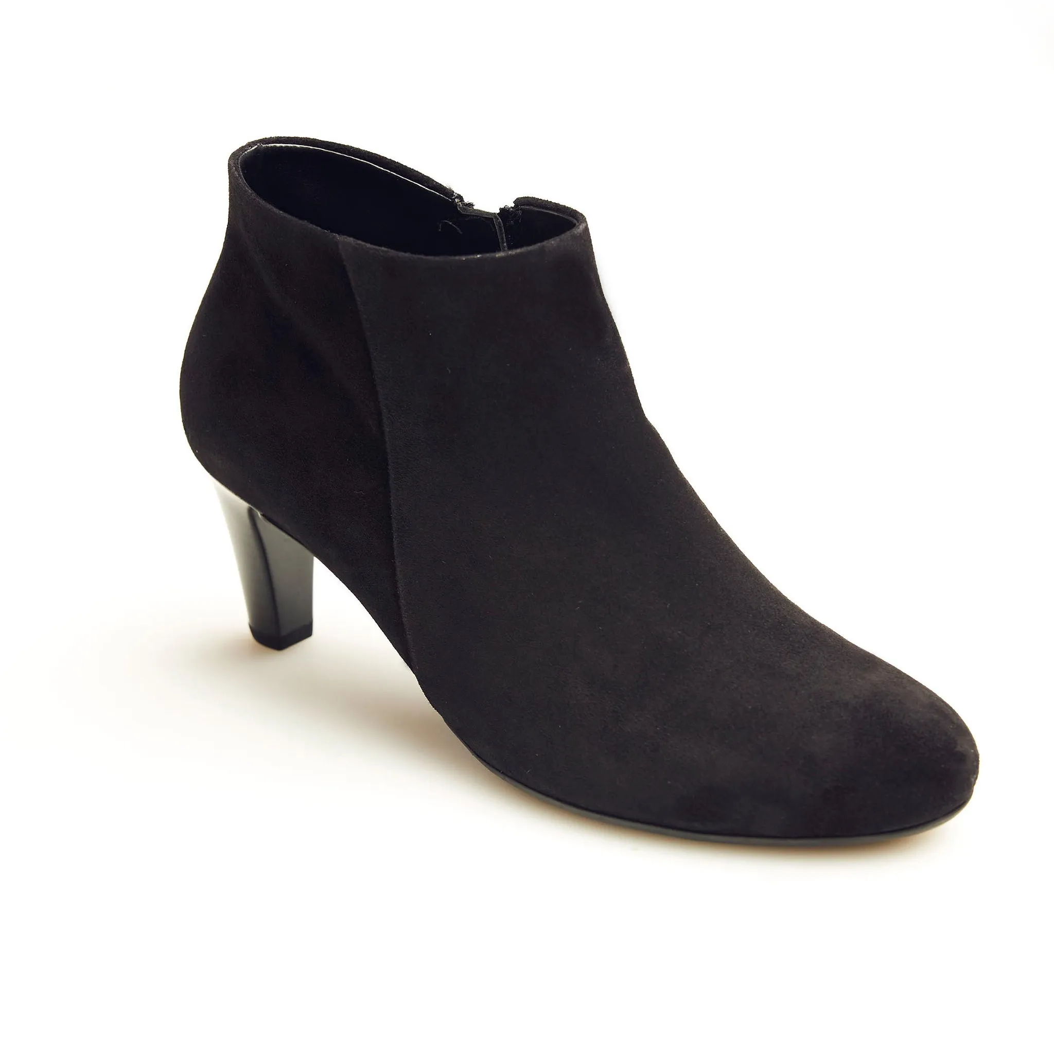 Gabor Suede Shoots