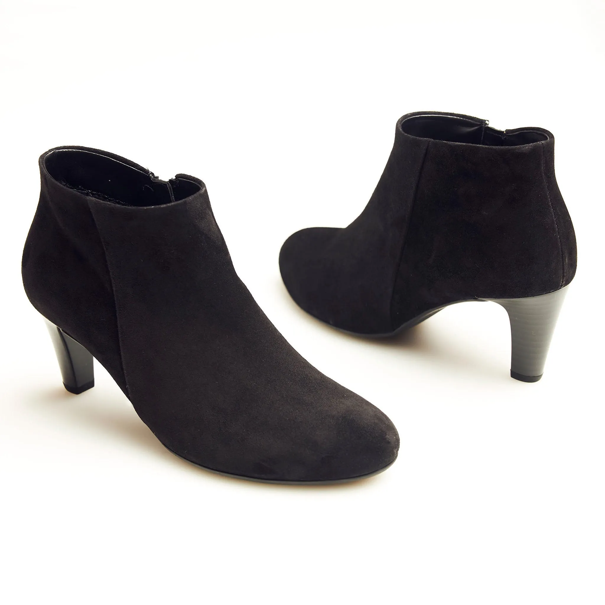 Gabor Suede Shoots