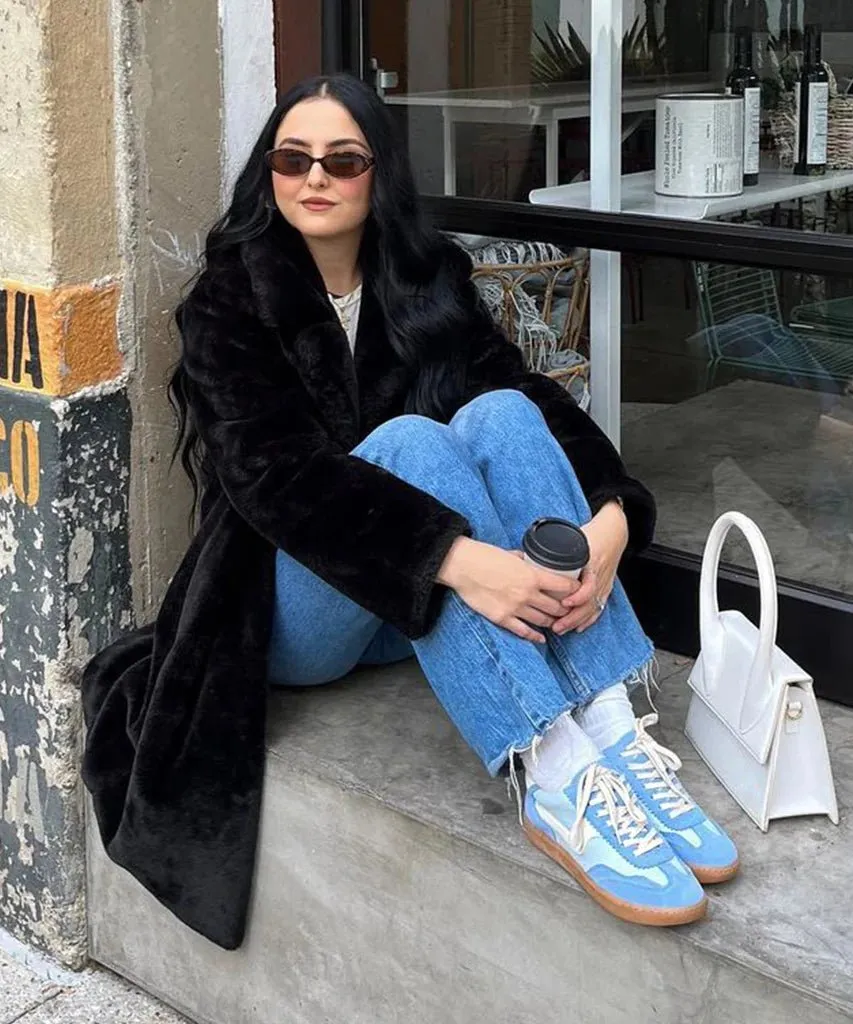 Notice Sneakers