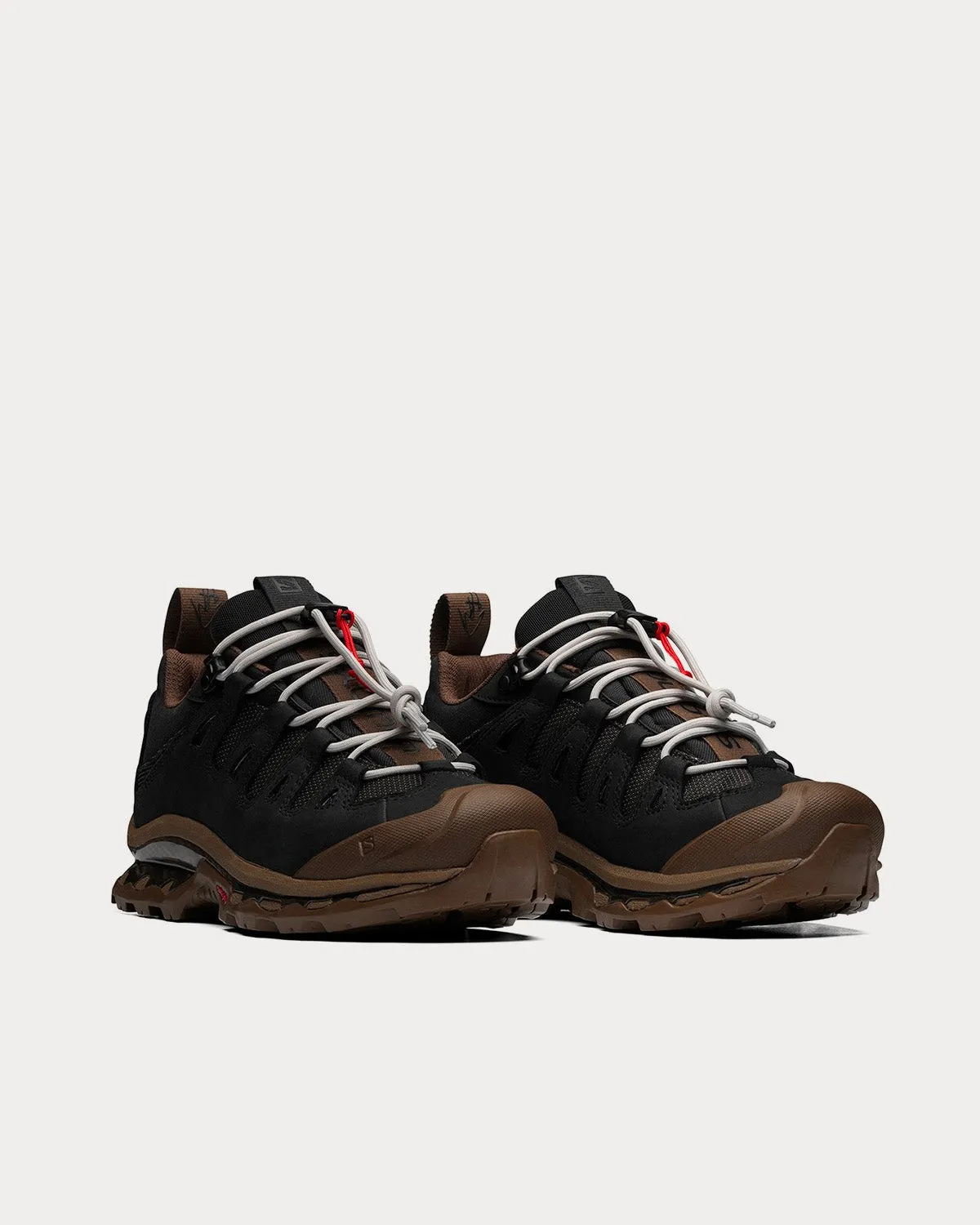Quest Black / Desert Palm / Lunar Rock Low Top Sneakers